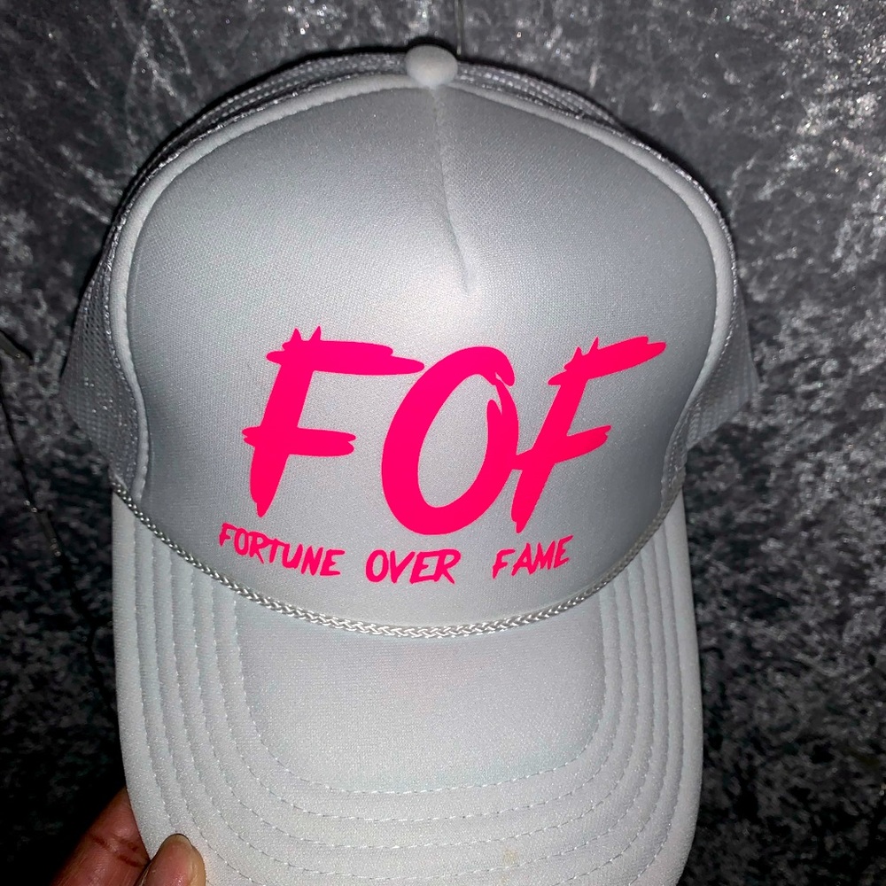 Hat 🧢